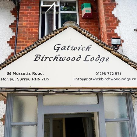 Gatwick Birchwood Lodge With Holiday Parking Horley Exteriör bild